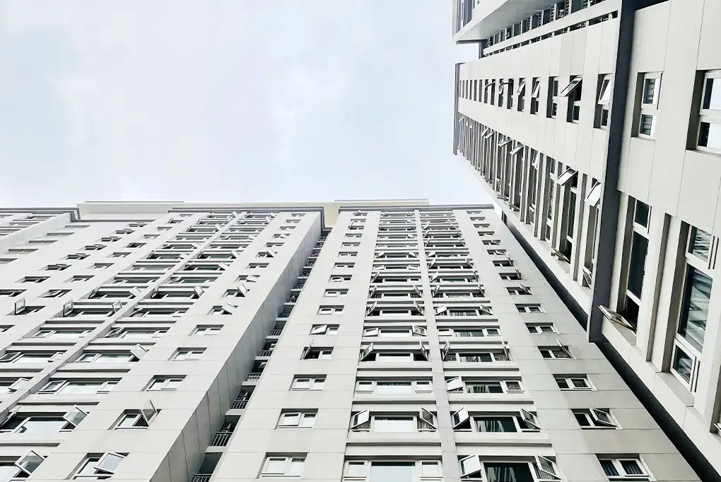 Bảo hiểm chung cư PVI bảo vệ căn hộ trước cháy nổ, trộm cướp, rủi ro bất ngờ. Mua online nhanh, không kê khai tài sản, bồi thường minh bạch.